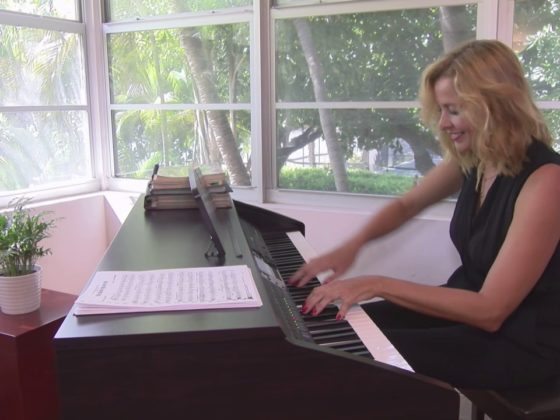 Rocío Sañudo Piano Shoots Sample